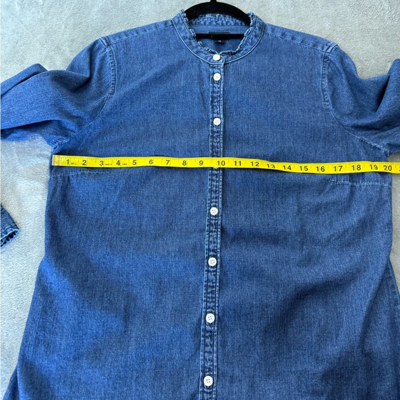J. Crew Chambray Button Up Top With Ruffles Harbor Blue Wash Size M #BD262 - Picture 6 of 11